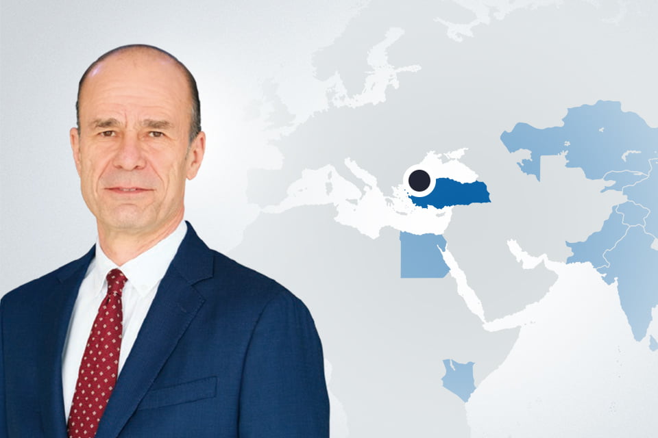 Betek Boya (Türkiye): Tayfun Kucukoglu