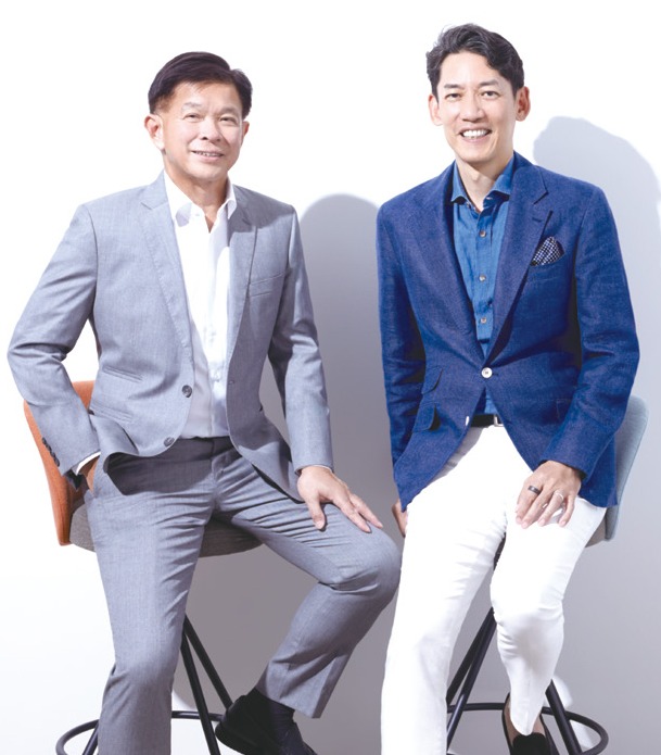 Co-Presidents Wee Siew Kim and Yuichiro Wakatsuki