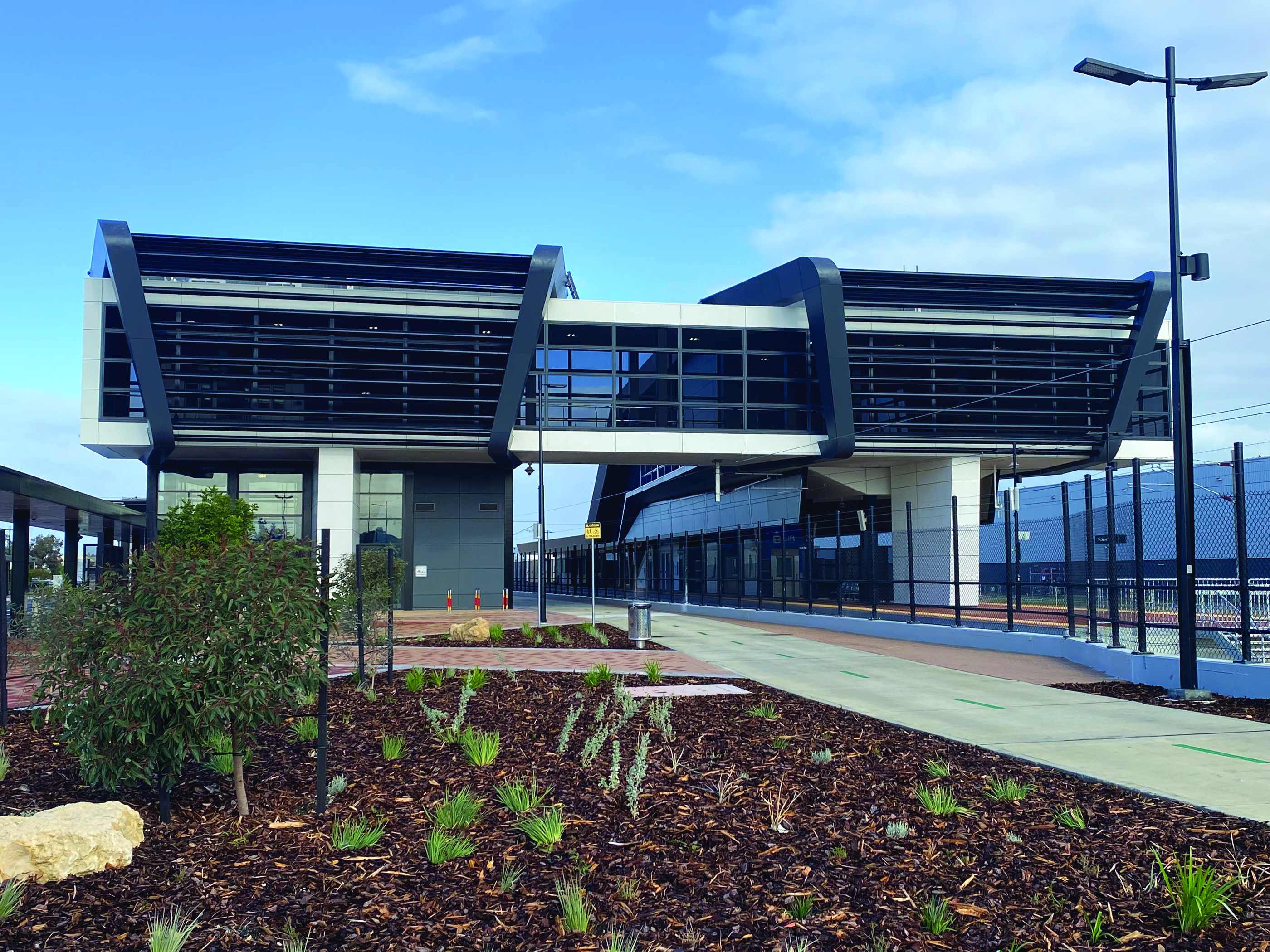 DuluxGroup Protective Coatings Extends Asset Life in Extreme Conditions While Reducing Application Steps