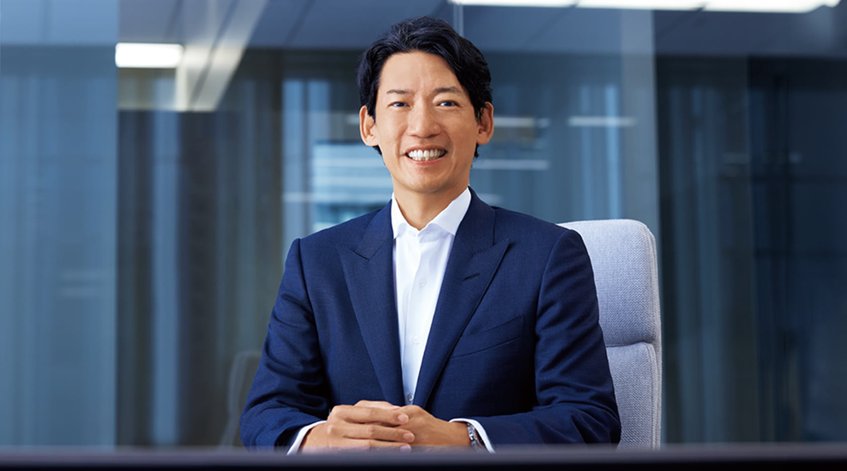 若月共同社長の写真