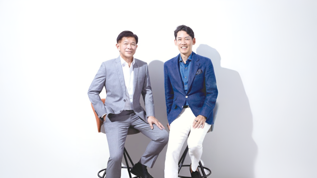 Co-Presidents Yuichiro Wakatsuki and Wee Siew Kim