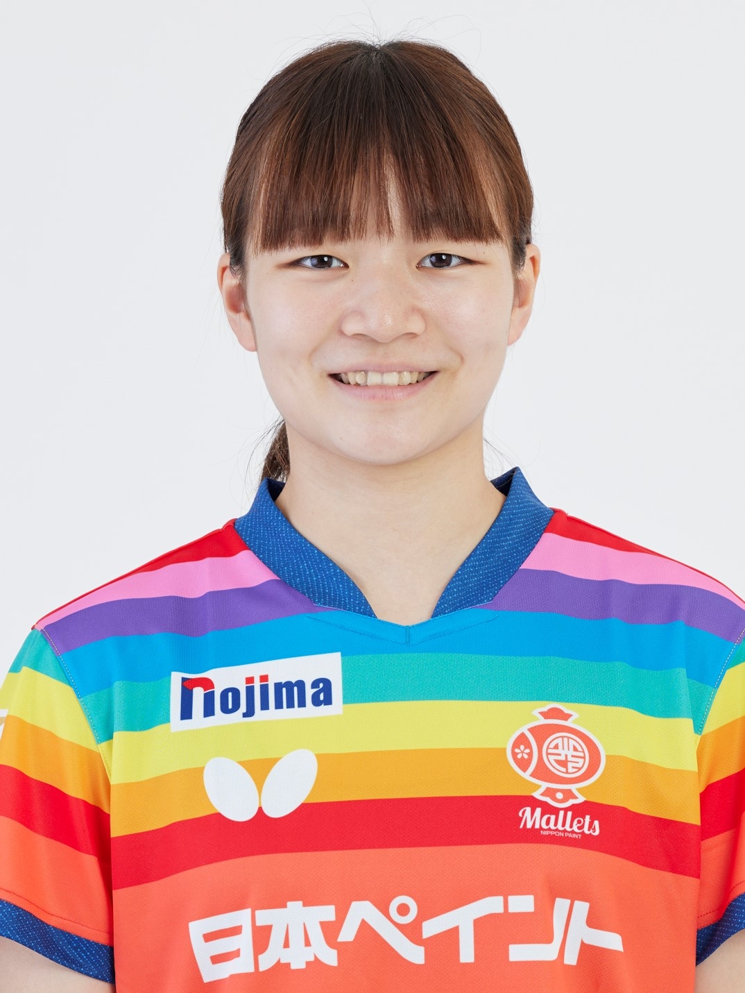 修正_横井選手バストアップ写真