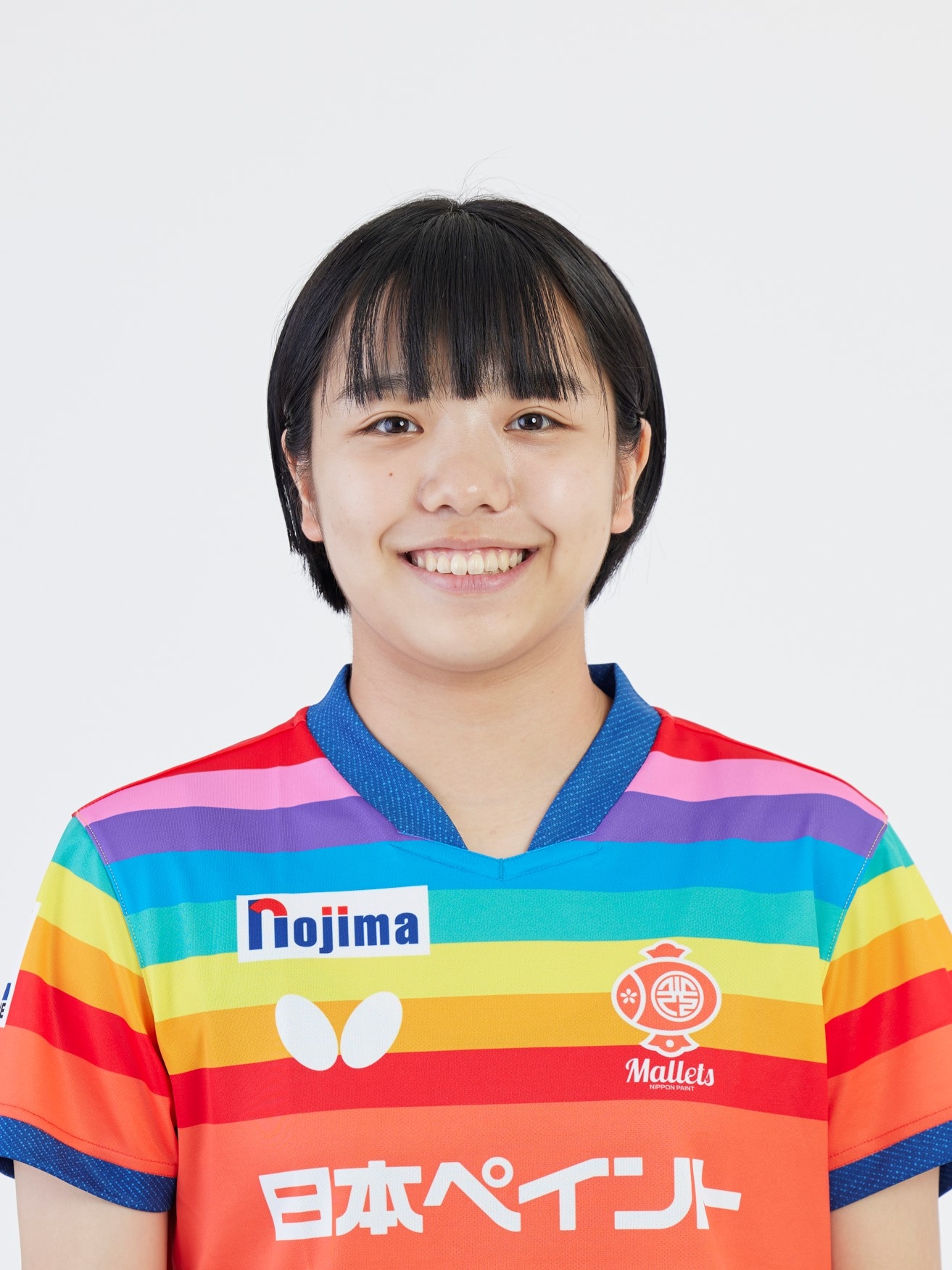 青木選手バストアップ写真